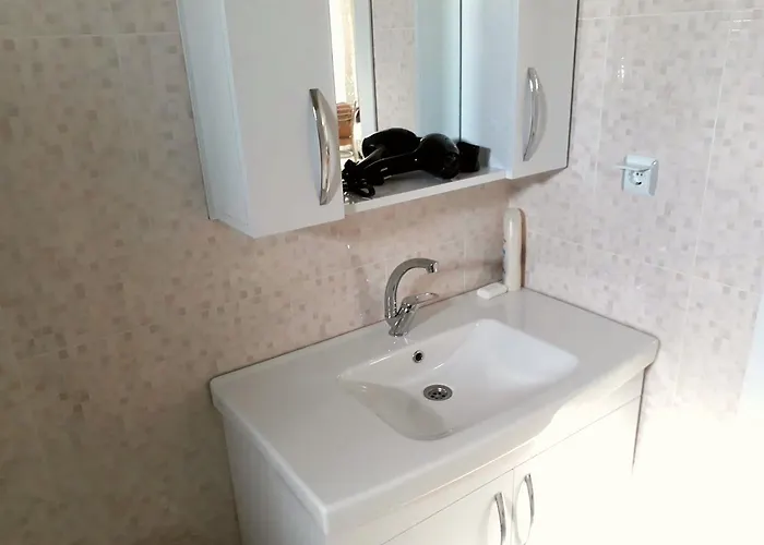 アパートホテル Dr Aslan Esenboga