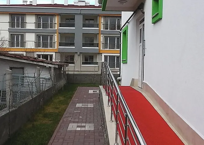 Dr Aslan アパートホテル Esenboga