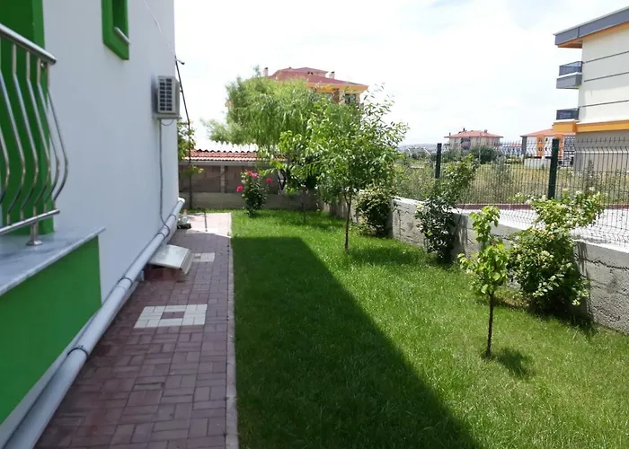 Dr Aslan Lägenhetshotell 4*